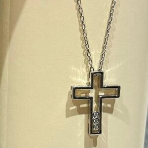 Elegant Silver 925 Cross Pendant Necklace
